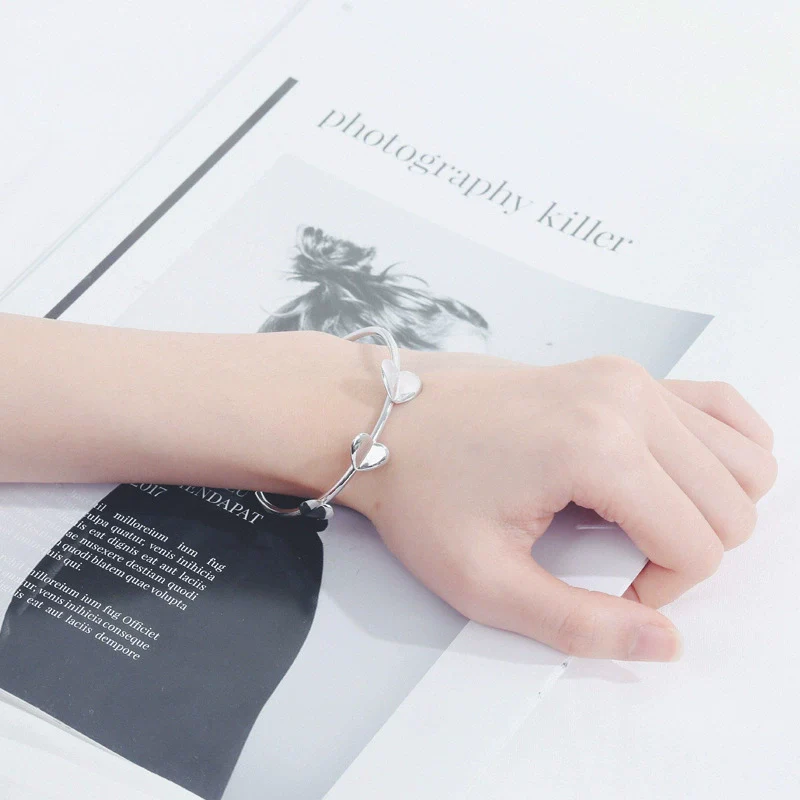Wholesale Women's S925 Sterling Silver Heart Shape Geometric Open Bracelet Jewelry With Electroplating - Image 4