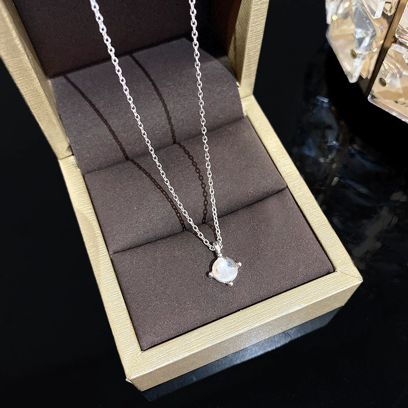 Wholesale Women's Silver Copper Alloy Geometric Circle Zircon Inlaid Electroplated Clavicle Necklace - Image 2
