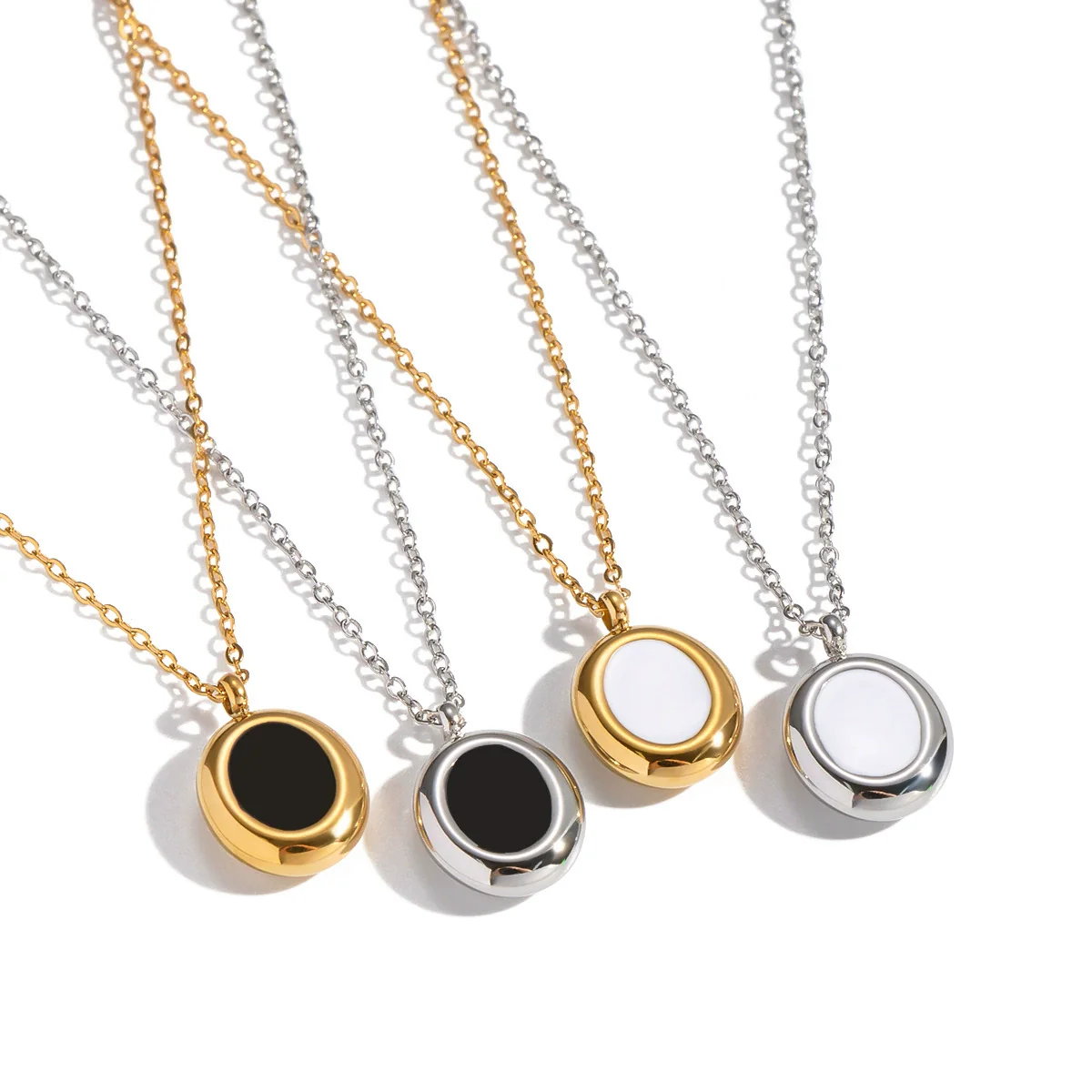 Wholesale Women's Simple Classic Geometric Black Gold Oil Drop Round Stainless Steel Necklace With O Word Chain Pvd Furnace Vacuum Real Gold Plating - Image 5