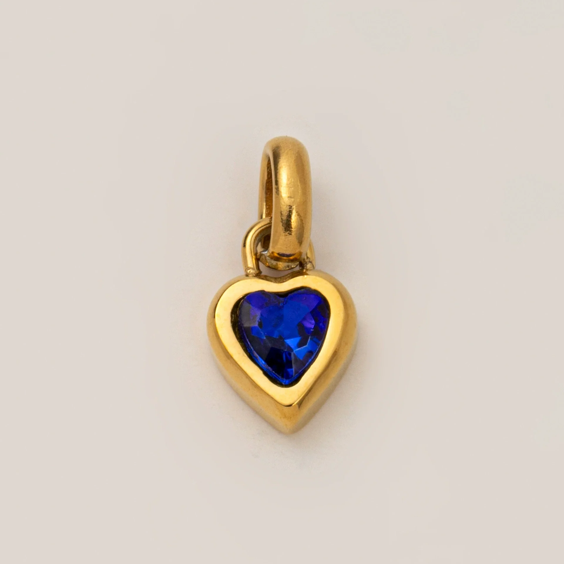 Wholesale Women's Simple Electroplated Stainless Steel Heart Shape Mixed Gemstone Setting Pendant Necklace - Image 14