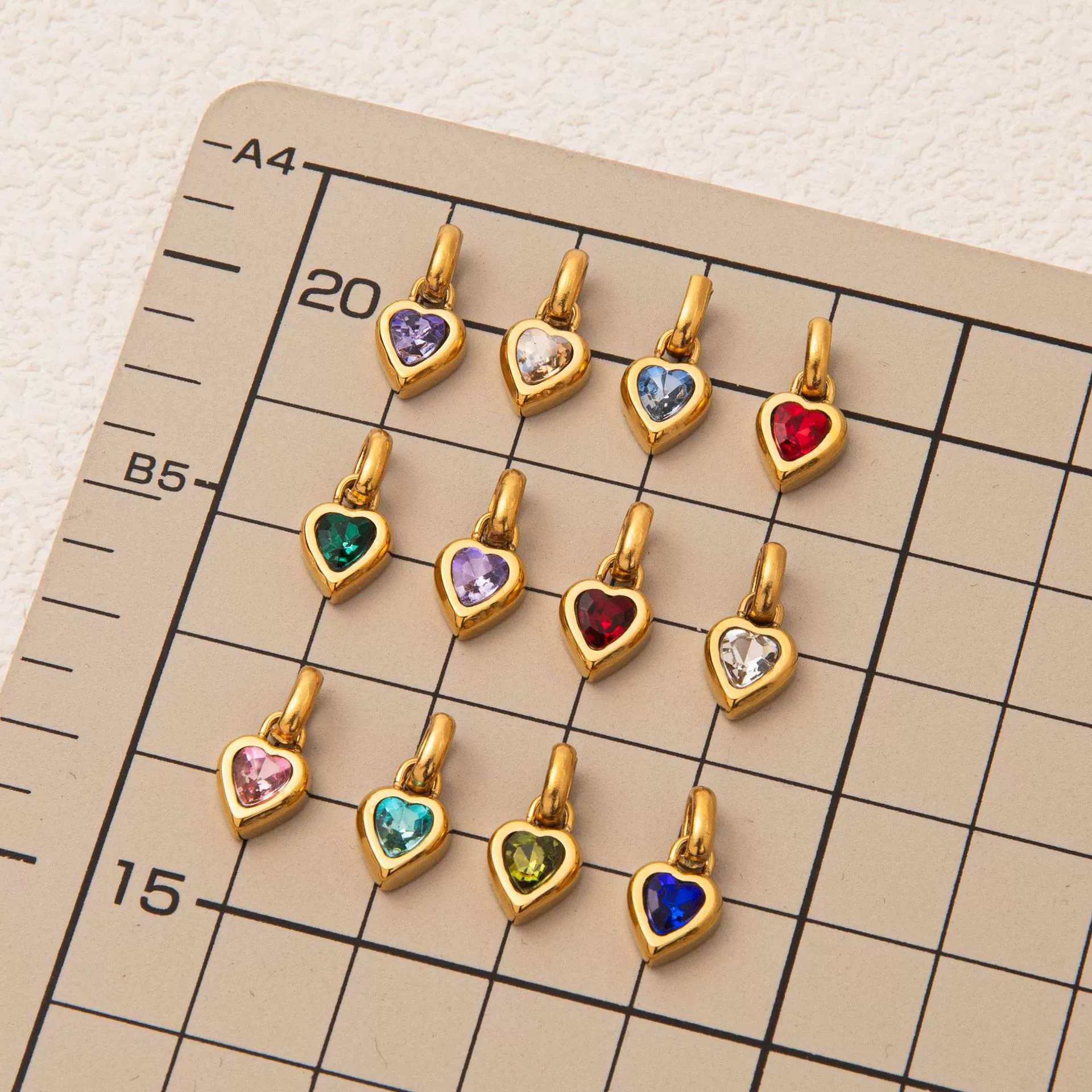 Wholesale Women's Simple Electroplated Stainless Steel Heart Shape Mixed Gemstone Setting Pendant Necklace - Image 2