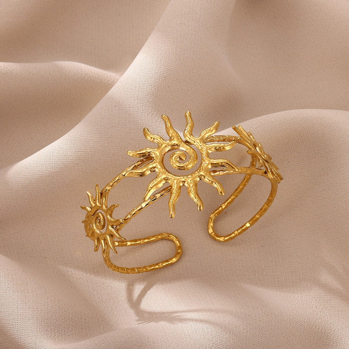 Wholesale Women's Simple Electroplated Stainless Steel Sun Open Bracelet Light Luxury Highend Jewelry - Image 2
