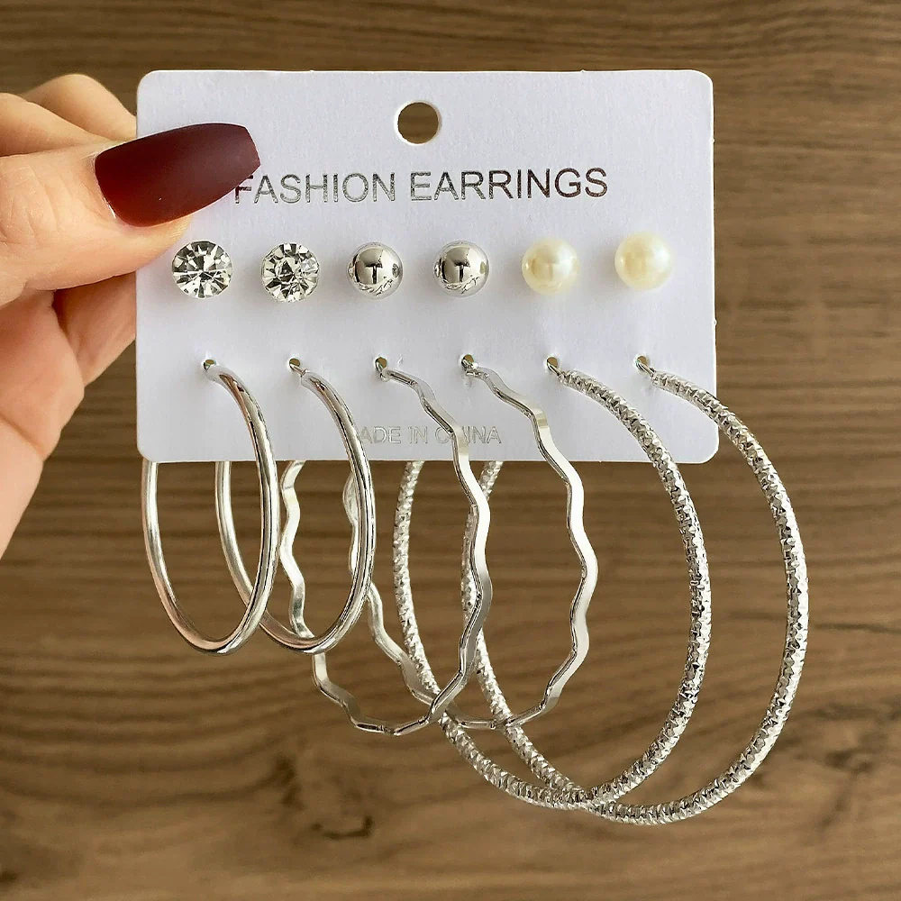 Wholesale Women's Simple Geometric Metal Alloy Electroplated Circle Hoop And Stud Earrings - Image 28