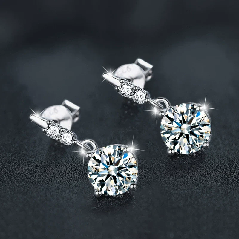 Wholesale Women's Simple Geometric S925 Sterling Silver Moissanite Fourclaw Tassel Earrings Set With Diamonds