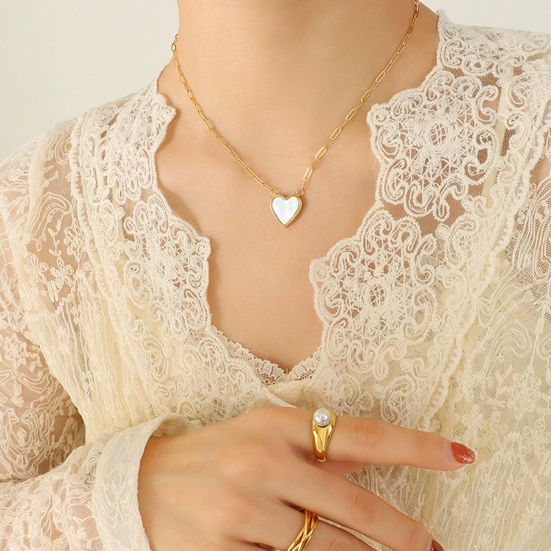 Wholesale Women's Simple Heart White Seashell Pendant Titanium Steel 18K Gold Plated Cross Chain Necklace - Image 4