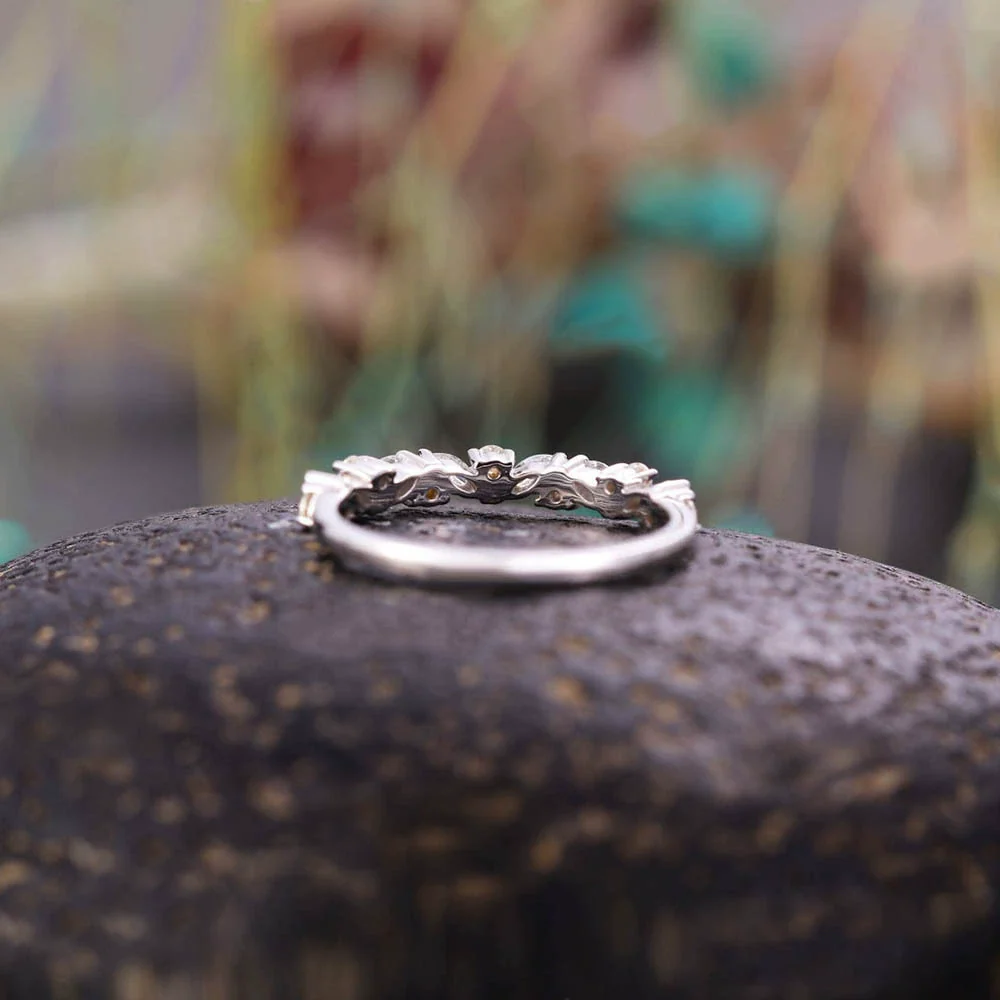 Wholesale Women's Simple Highend Niche Brass Zircon Geometric Ring Jewelry - Image 3