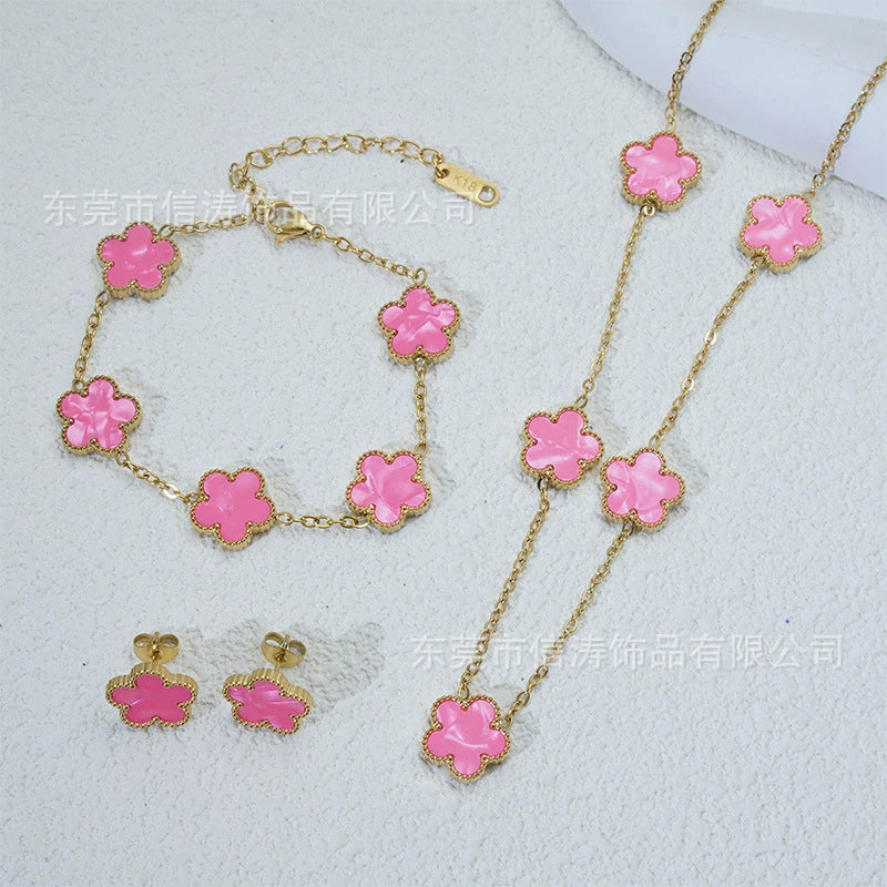 Wholesale Women's Simple Plants And Flowers Style Fiveflower Threepiece Set Necklace Earrings Bracelets 18K Titanium Steel Electroplated O Word Chain - Image 2