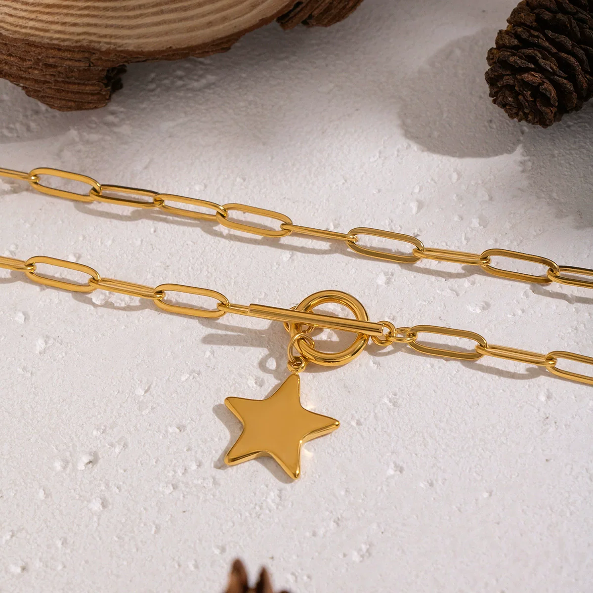 Wholesale Women's Sporty Constellation Fivepointed Star Sweater Chain Necklace With 18K Real Gold Plating And Paper Clip Chain - Image 3