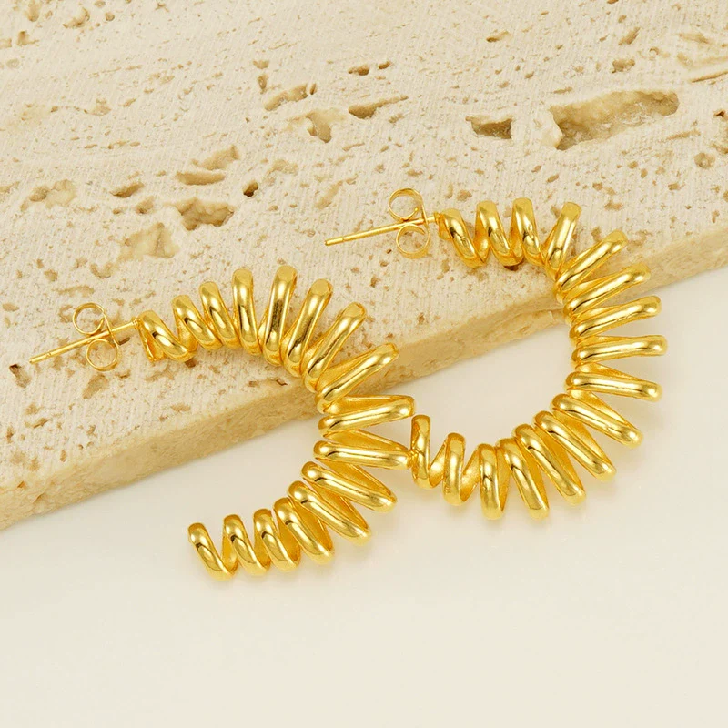 Wholesale Women's 316L Stainless Steel 18K Electroplated Geometric Hollow Spring Ring Earrings - Image 2