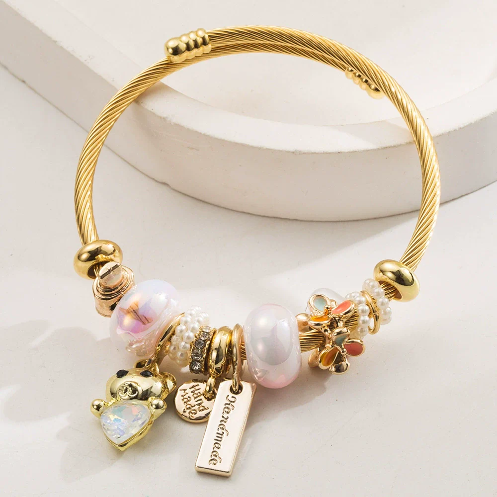 Wholesale Women's Stainless Steel And Alloy Cat And Flower Pattern Diamond Bracelet - Image 4