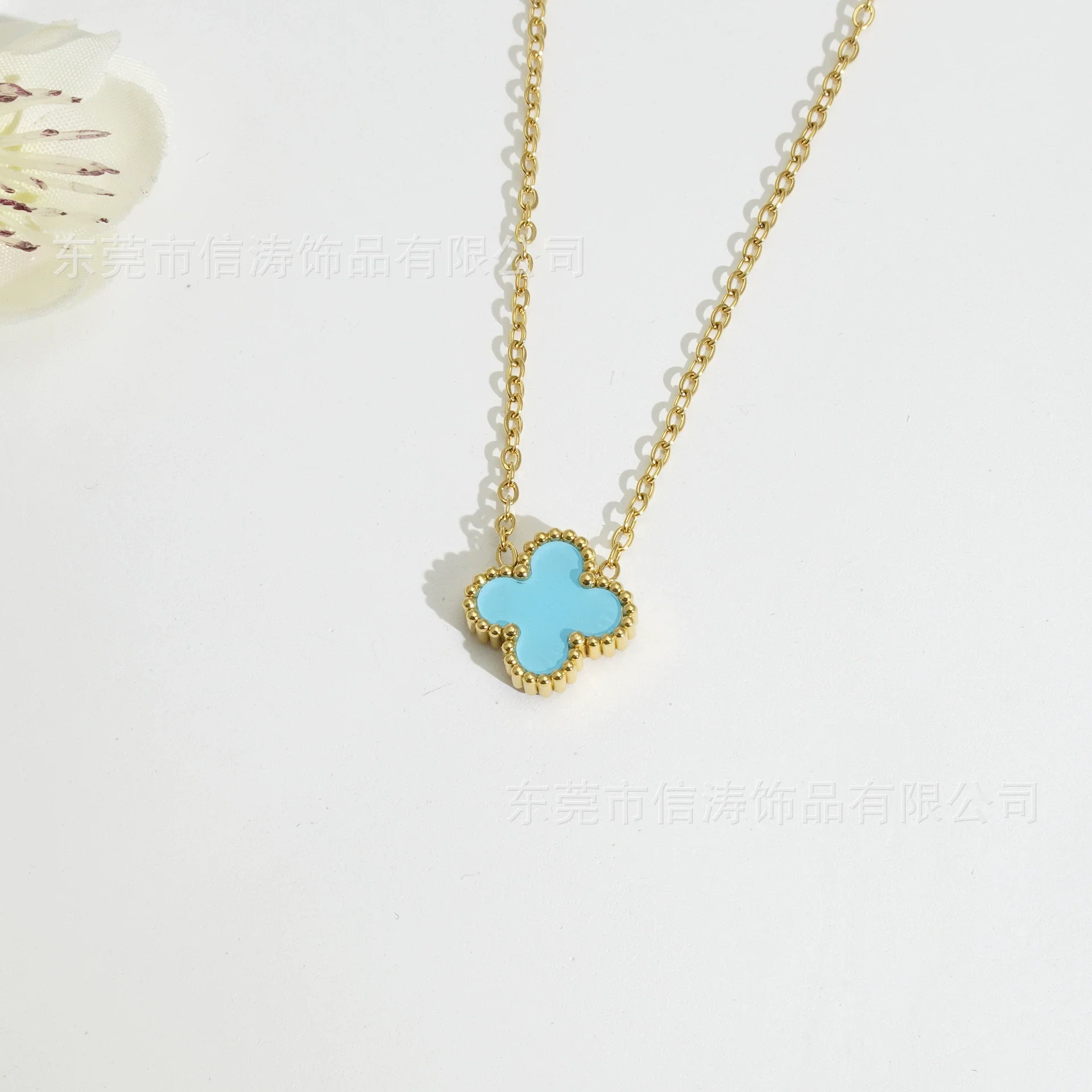 Wholesale Women's Stainless Steel And Titanium Steel 18K Plated Floral Pattern Necklace - Image 12