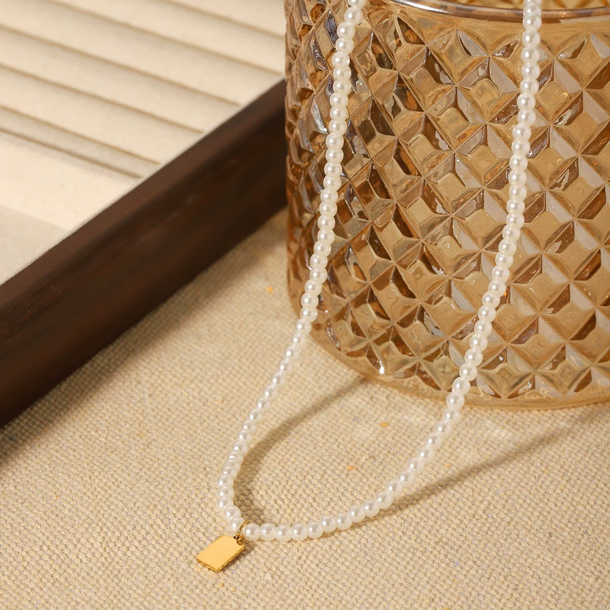 Wholesale Women's Stainless Steel And Titanium Steel Geometric Pendant Pearl Necklace With Electroplating - Image 3