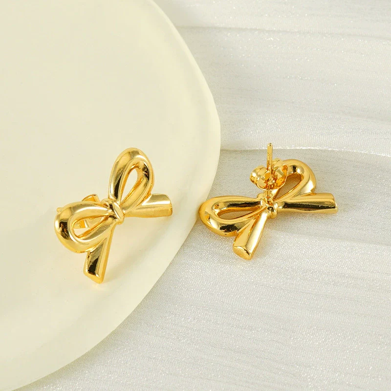 Wholesale Women's 316L Stainless Steel Bow Earrings With Electroplating Light Luxury And Simple Fashion Style - Image 4