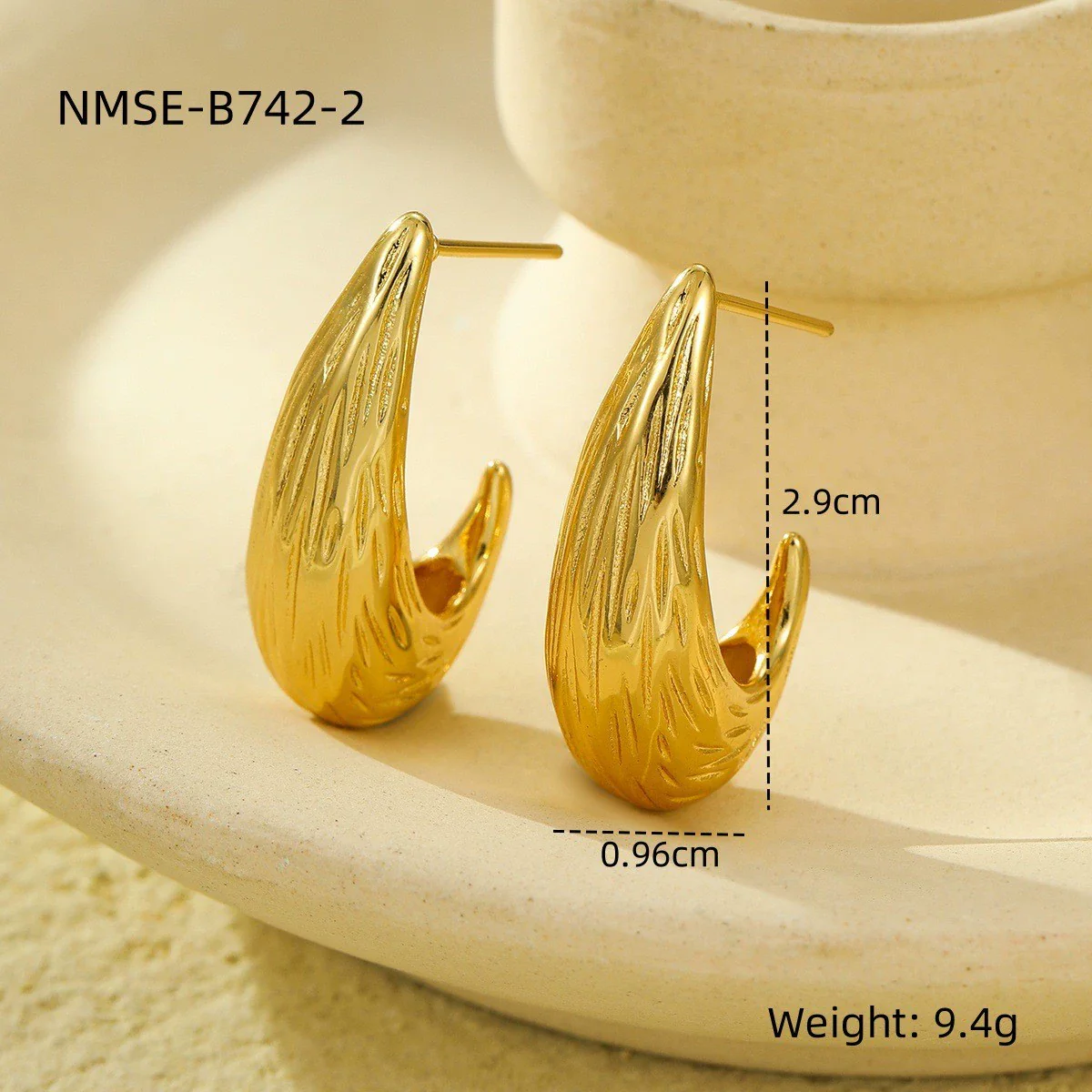 Wholesale Women's Stainless Steel Electroplated 18K Gold Hoop Earrings With Niche Design - Image 16