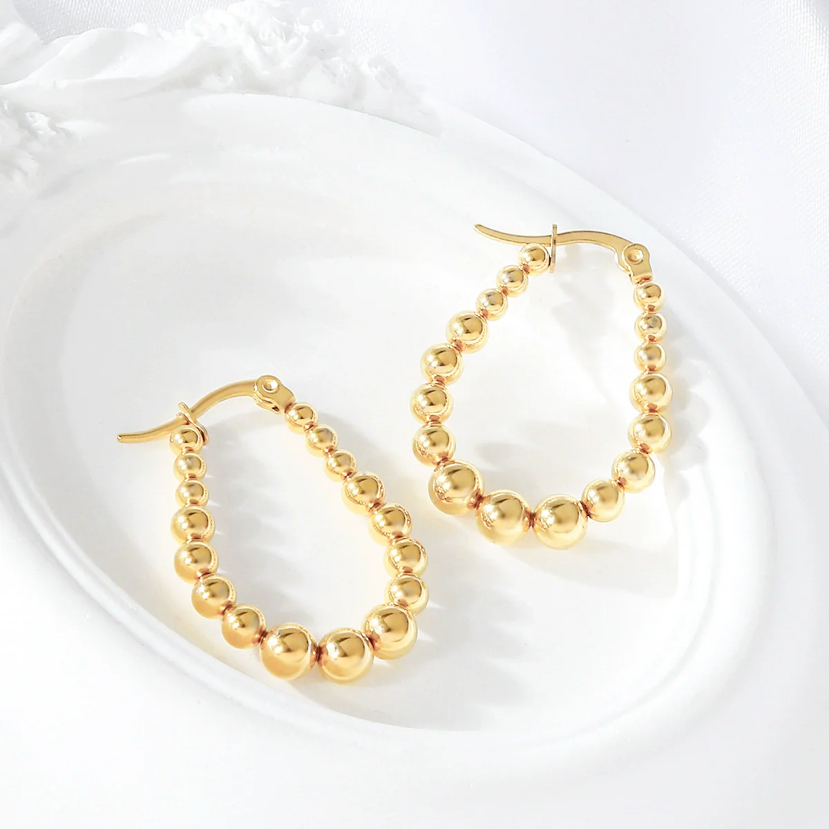 Wholesale Women's Stainless Steel Geometric Beaded Electroplated Earrings - Image 4