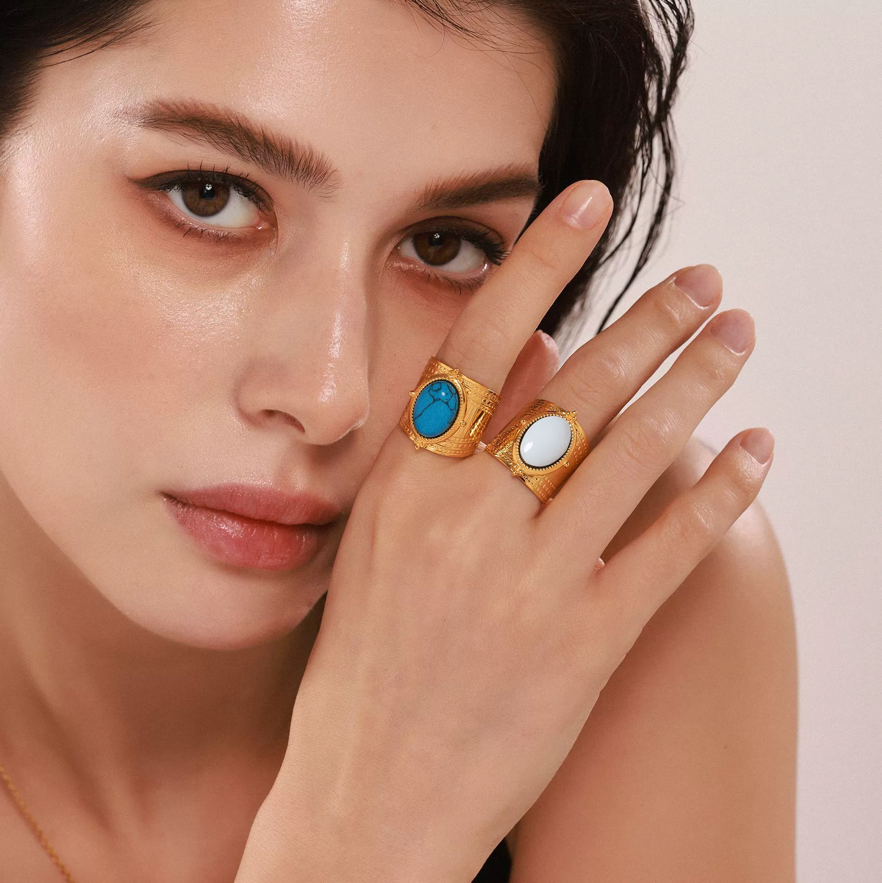 Wholesale Women's Stainless Steel Geometric Blue Turquoise Ring Electroplated 18K Real Gold Light Luxury Style