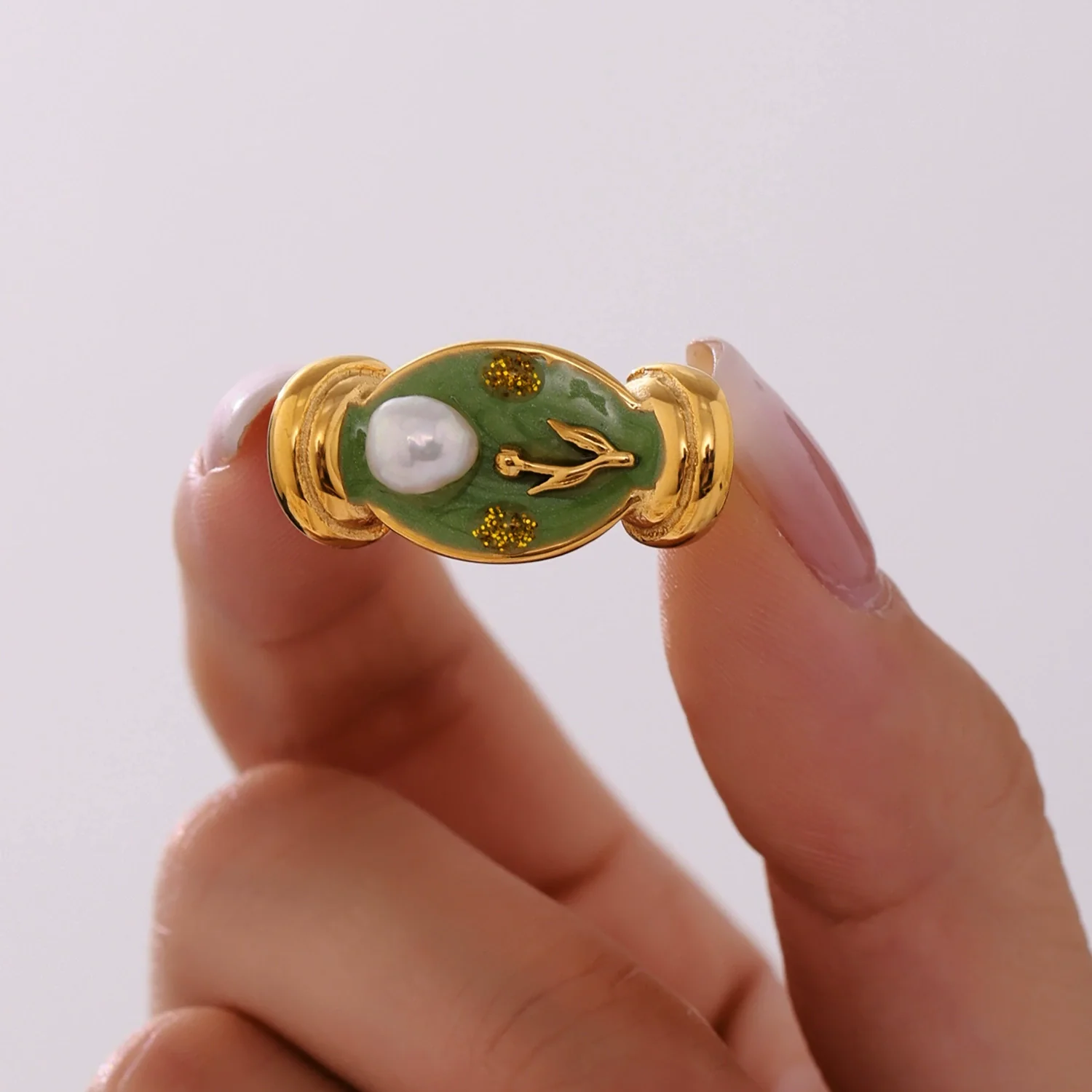 Wholesale Women's Stainless Steel Geometric Fashion Electroplated Enamel Glaze Flower Oil Painting Ferris Wheel Baroque Pearl Ring - Image 3