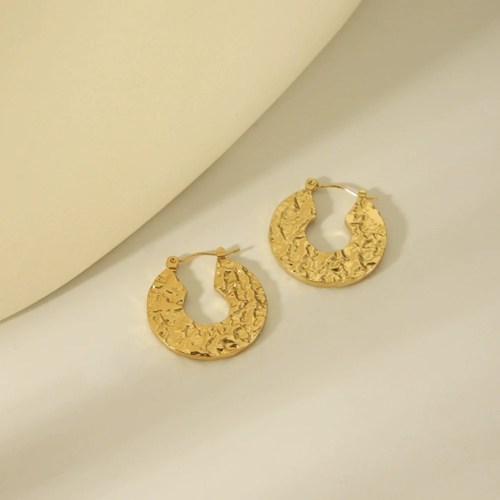 Wholesale Women's Stainless Steel Geometric Hammer Earrings With 18K Gold Electroplating - Image 3