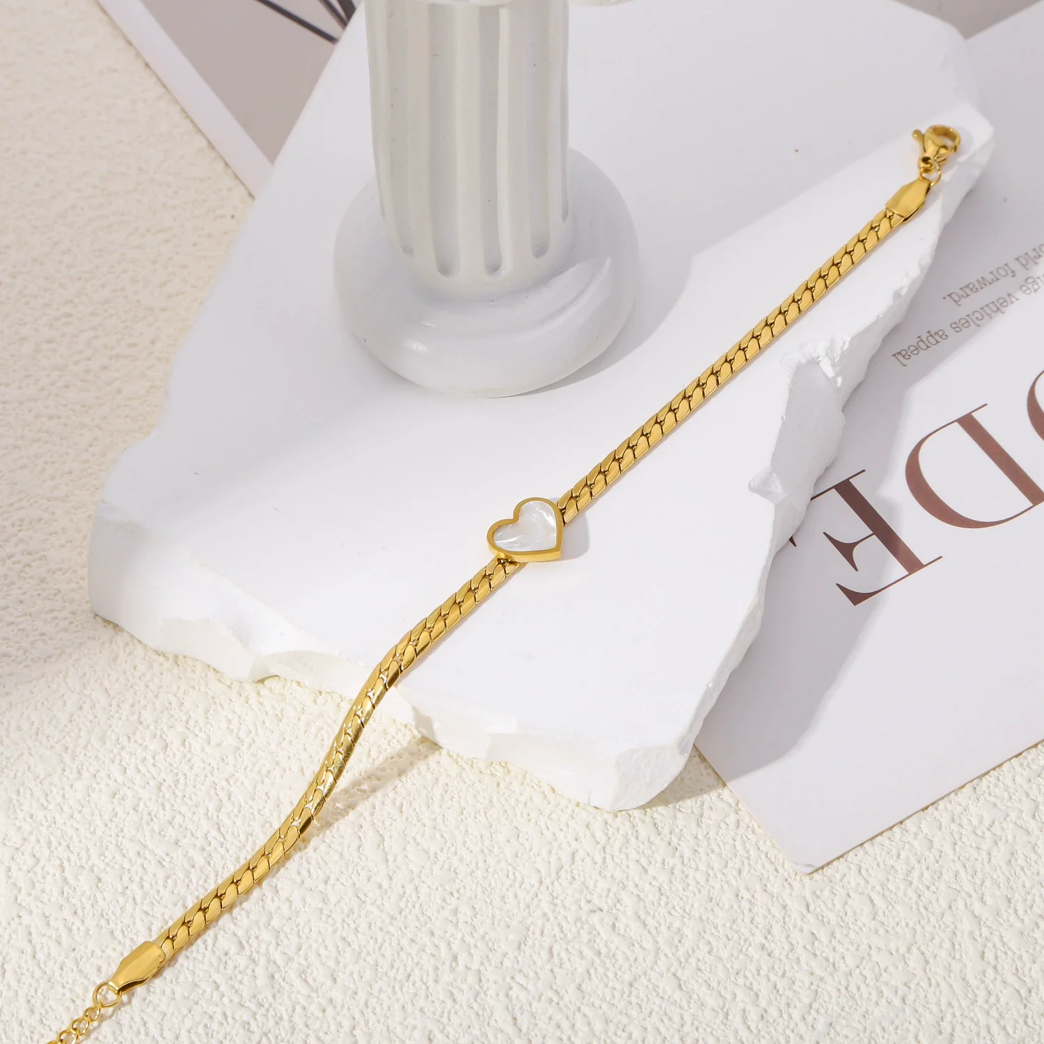 Wholesale Women's Stainless Steel Geometric Love Blade Bracelet With Electroplating Treatment Light Luxury And Simple Fashion Style - Image 4