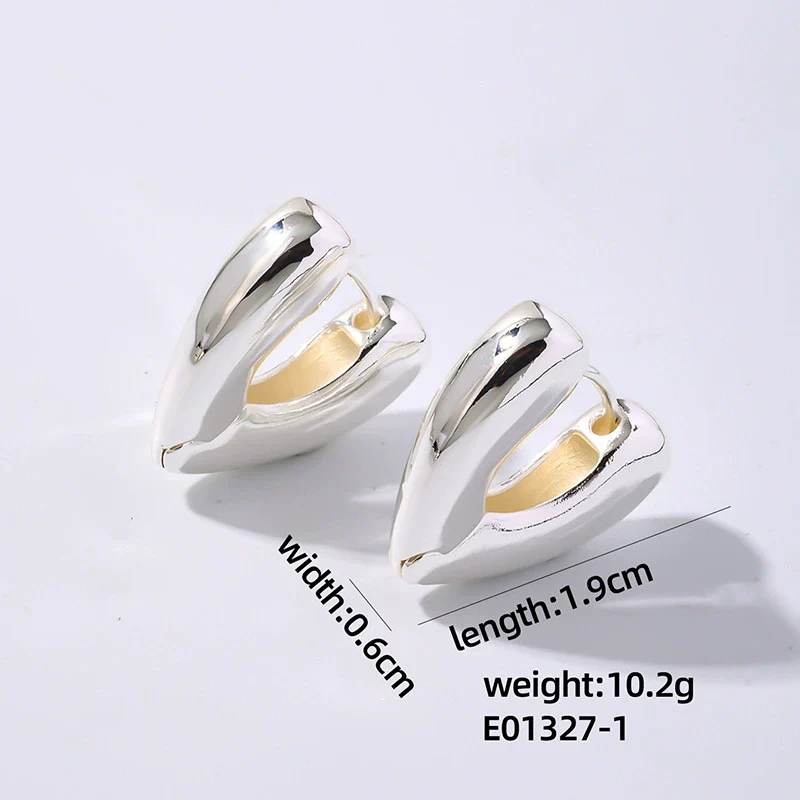 Wholesale Women's Stainless Steel Geometric Ushaped Hollow Exaggerated Simple Silver Glossy Electroplated Earrings - Image 6
