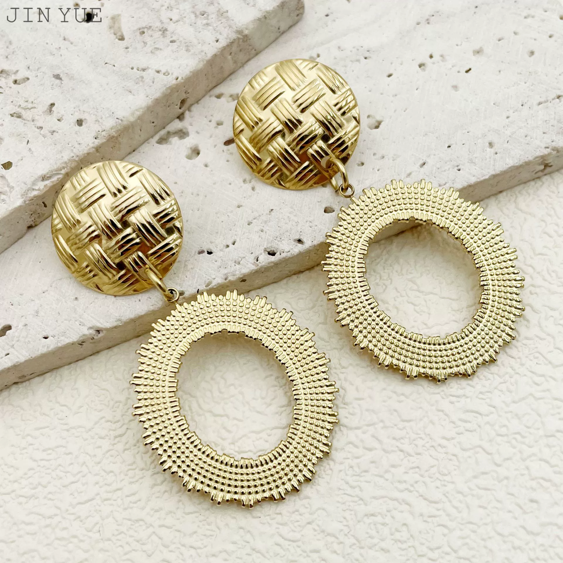 Wholesale Women's Stainless Steel Goldplated Retro Fashion Exaggerated Earrings - Image 5