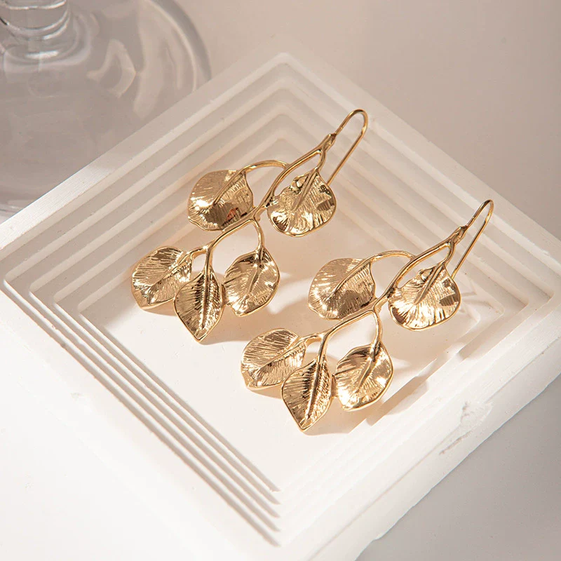 Wholesale Women's Stainless Steel Hollow Leaves Geometric Style Electroplated Earrings Jewelry - Image 3