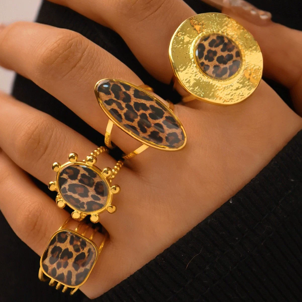 Wholesale Women's Stainless Steel Leopard Print Open Ring With Vacuum Plating Niche Design - Image 3