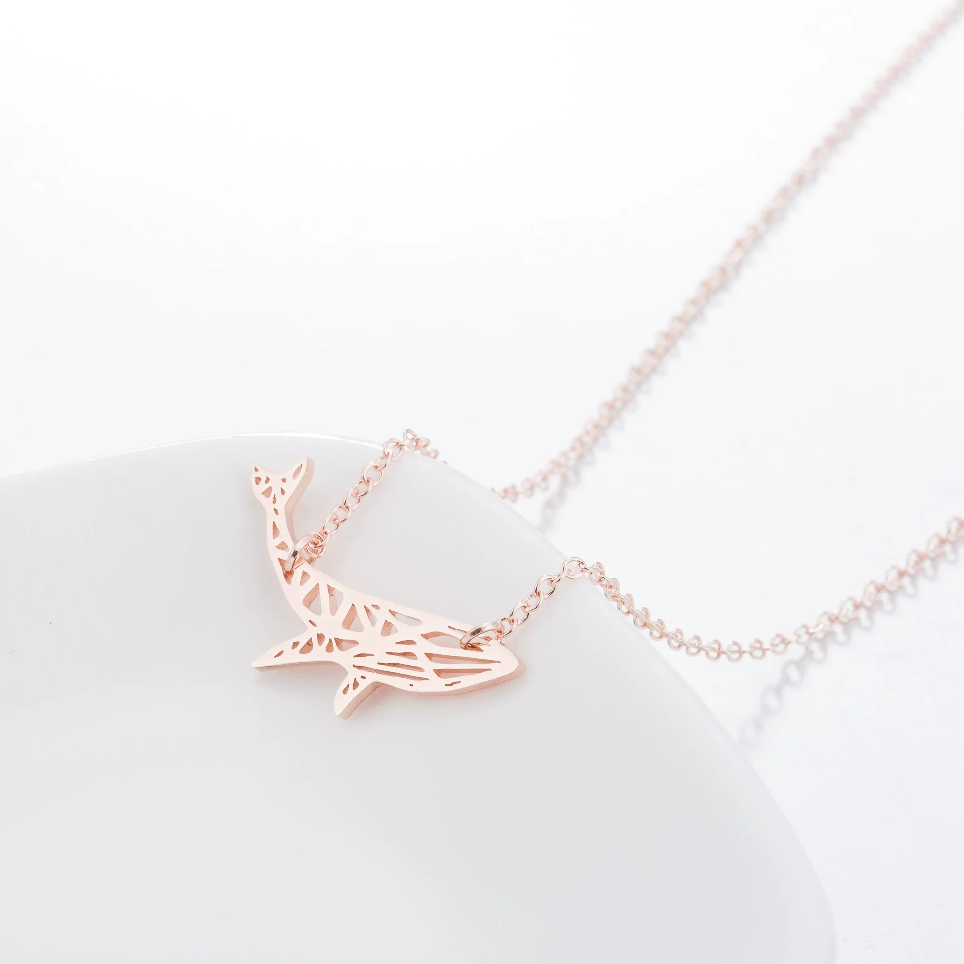 Wholesale Women's Stainless Steel Ochain Necklace With Simple Style And Marine Animal Pattern - Image 3