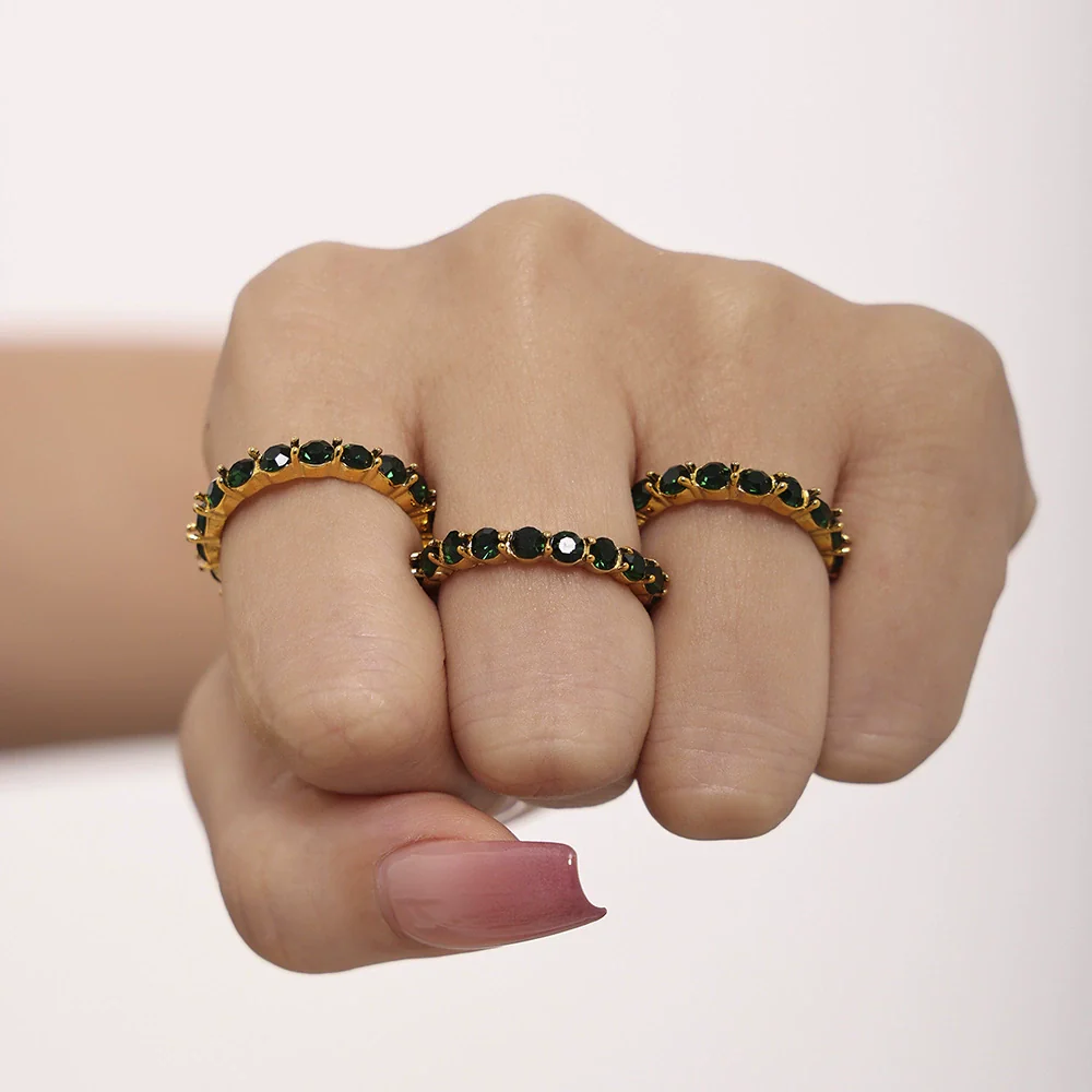 Wholesale Women's Stainless Steel Ring Inlaid With Green Glass Stone Pvd Plated 18K Gold Geometric Light Luxury Handmade Jewelry - Image 2