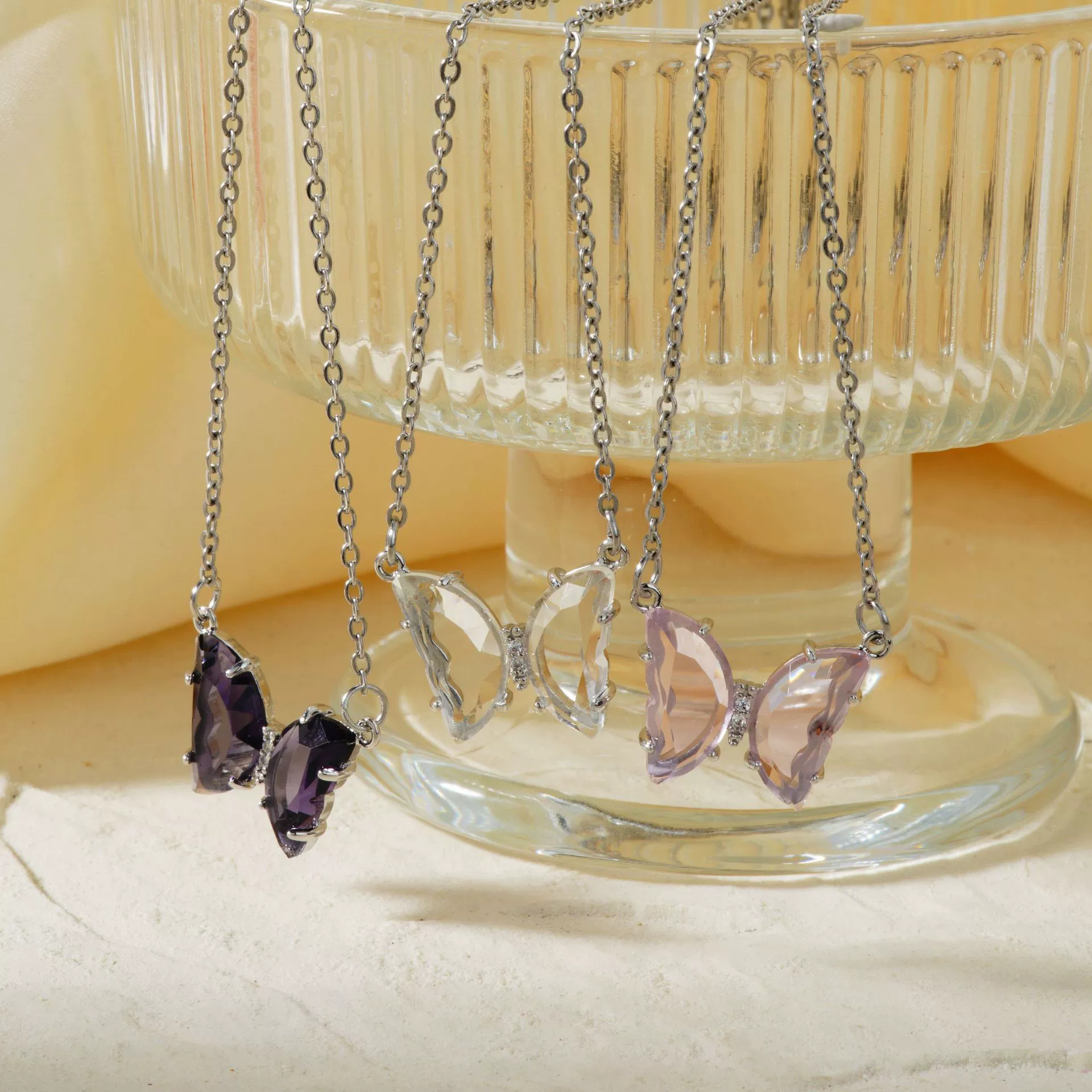 Wholesale Women's Stainless Steel Zircon Butterfly Sweet Style Necklace With Ochain Set With Glass - Image 2