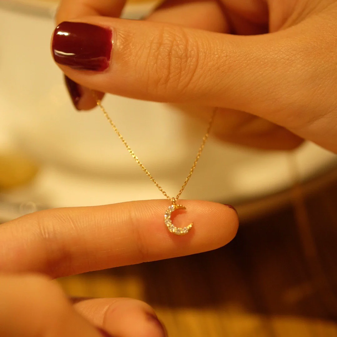 Wholesale Women's Sterling Silver Moon Necklace With Micropaved Zircon And Geometric Pattern 14K Gold Plated