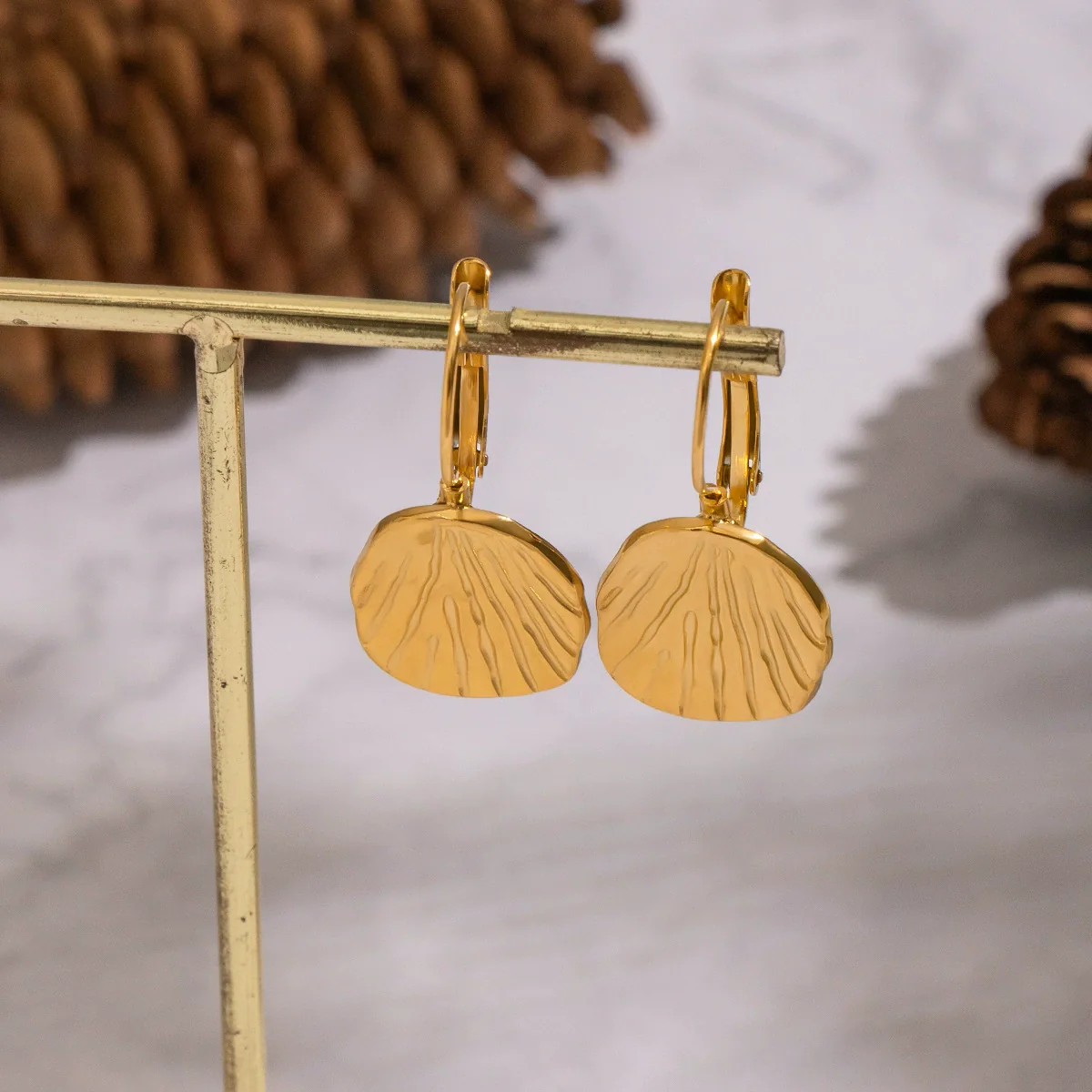 Wholesale Women's Textured Leaf Earrings Stainless Steel Pvd Furnace Vacuum Real Gold Plated Jewelry - Image 4