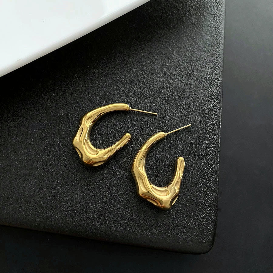 Wholesale Women's Titanium Steel Cshaped Geometric Electroplated Earrings - Image 6