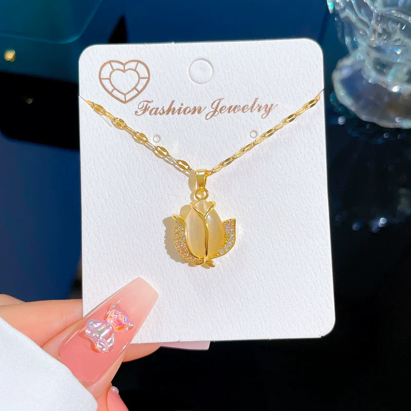Wholesale Women's Titanium Steel Geometric Cartoon Cat's Eye Stone Diamond Necklace - Image 3