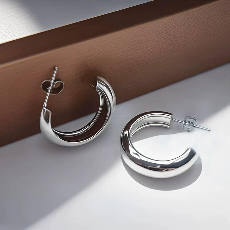 Wholesale Women's Titanium Steel Geometric Round Simple Earrings With Electroplating - Image 3