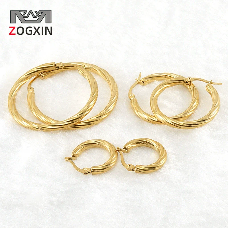 Wholesale Women's 316L Stainless Steel Geometric Striped Round Buckle Earrings With Electroplating