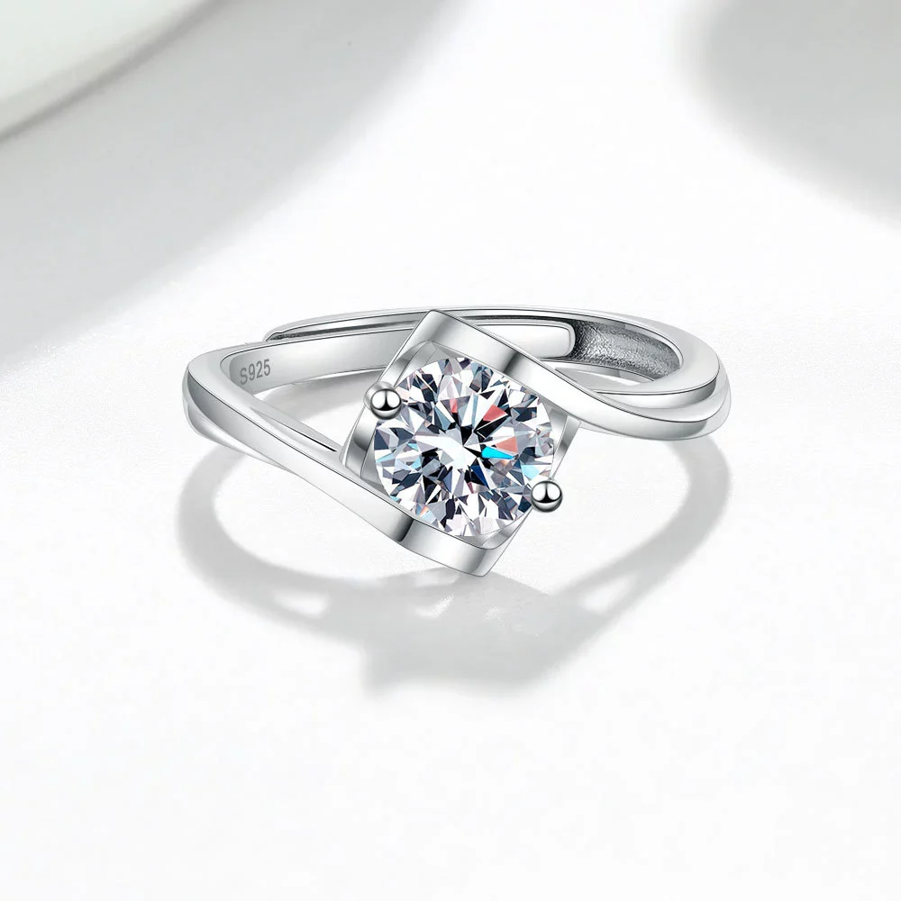 Wholesale Women's Twisted Arm Heart Moissanite Ring S925 Silver Electroplated - Image 4