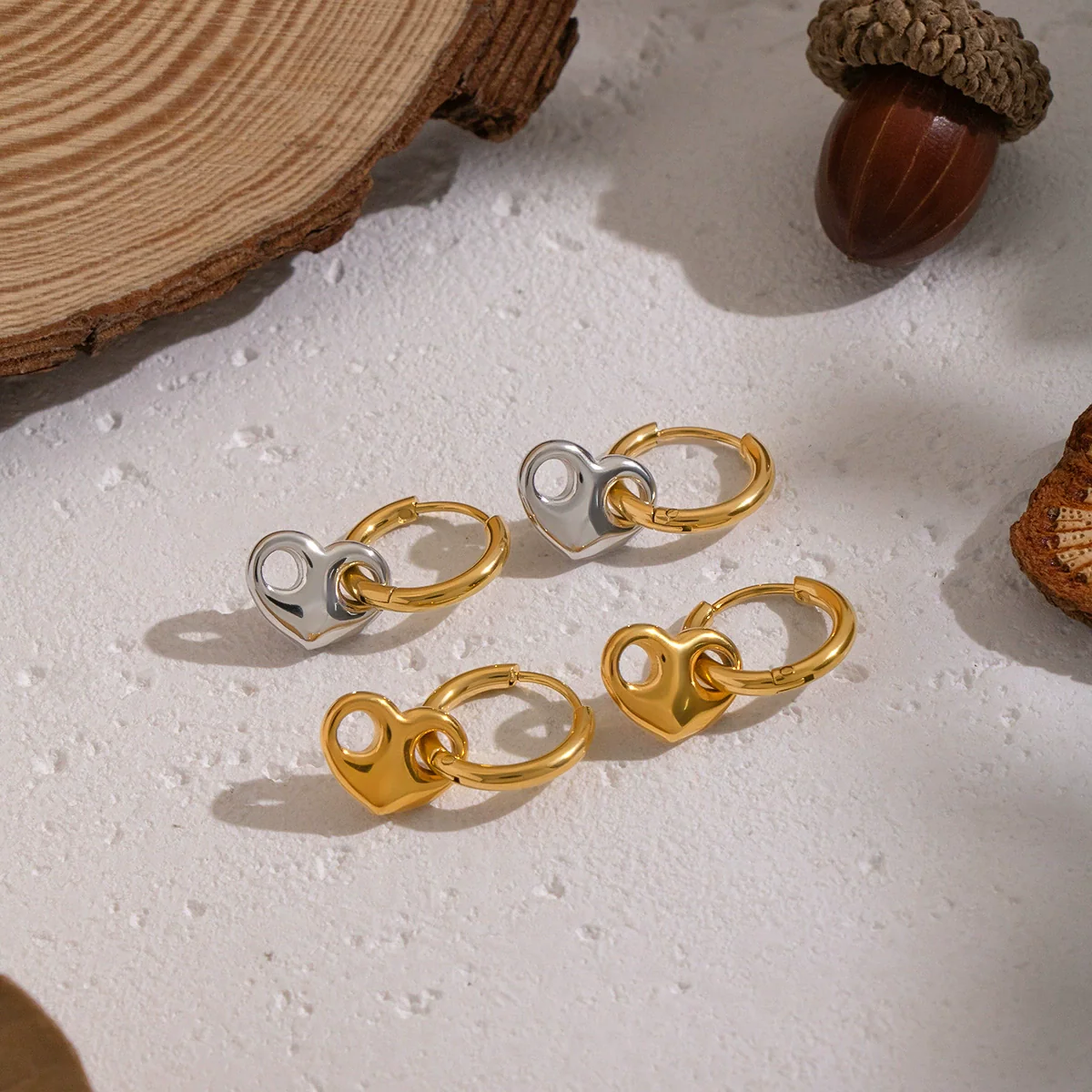 Wholesale Women's Versatile Electroplated Stainless Steel Heart Shape Hollow Earrings - Image 4