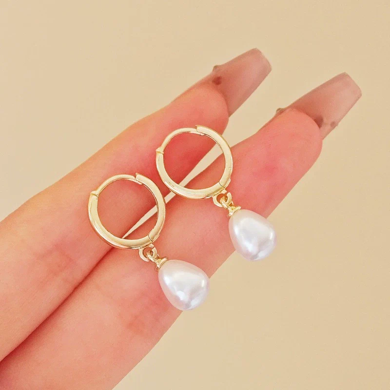 Wholesale Women's Vintage Elegant Water Drop Shape Zinc Alloy Earrings With Electroplating Treatment Light Luxury Style - Image 6