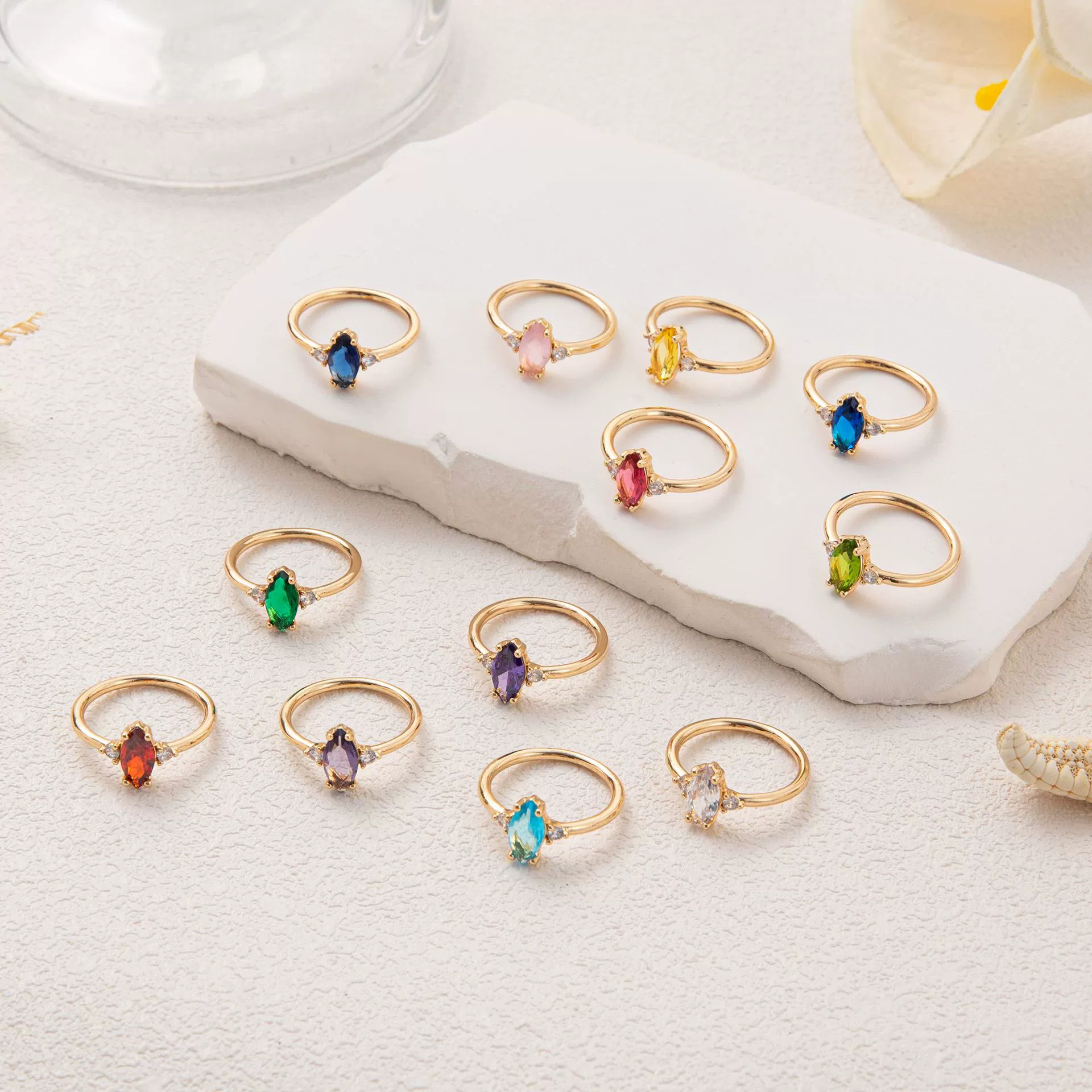 Wholesale Women's Vintage Geometric Copper December Birthstone Ring With 18K Real Gold Vacuum Electroplating - Image 3