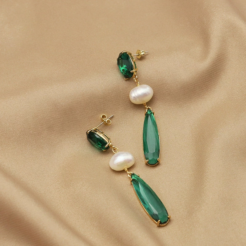 Wholesale Women's Vintage Geometric Natural Pearl Water Drop Pendant Earrings With Electroplating - Image 3