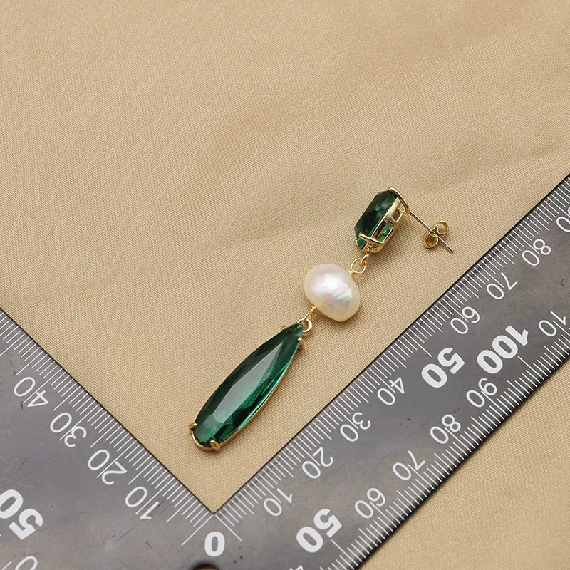 Wholesale Women's Vintage Geometric Natural Pearl Water Drop Pendant Earrings With Electroplating - Image 4
