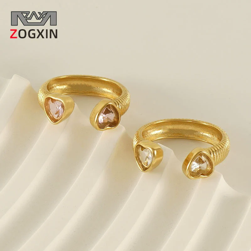 Wholesale Women's Vintage Inlaid Zircon Love Ring 316L Stainless Steel Geometric Heart Style