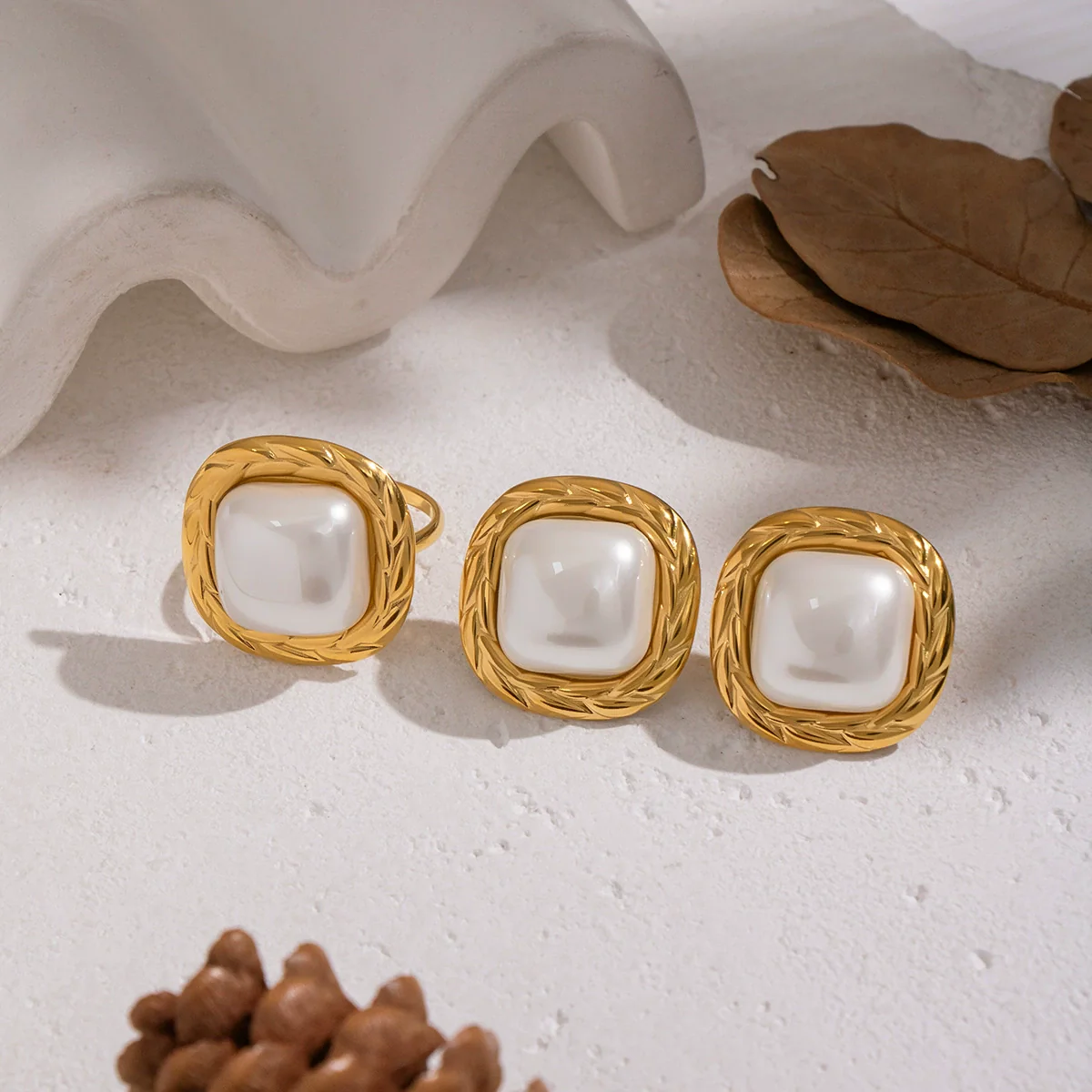 Wholesale Women's Vintage Minimalist Geometric Pearl Stainless Steel Electroplated Earrings And Ring Jewelry - Image 2