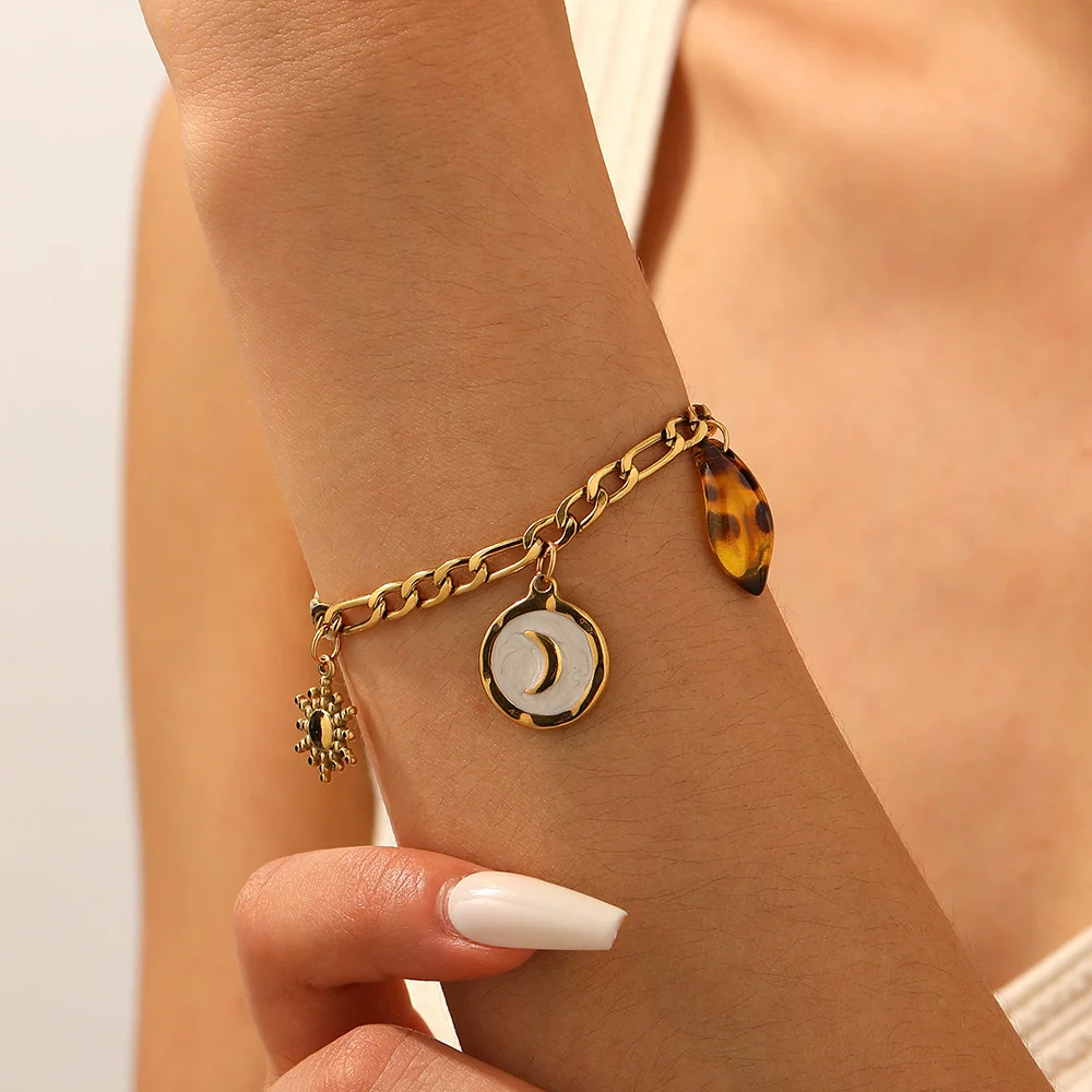 Wholesale Women's Vintage Minimalist Geometric Stainless Steel Gold Plated Tiger Eye Stone Leopard Print Bracelet With Moon Sun Pendant - Image 3