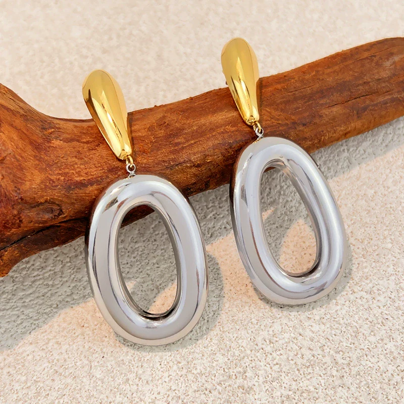 Wholesale Women's Vintage Minimalist Geometric Stainless Steel Goldplated Earrings - Image 3