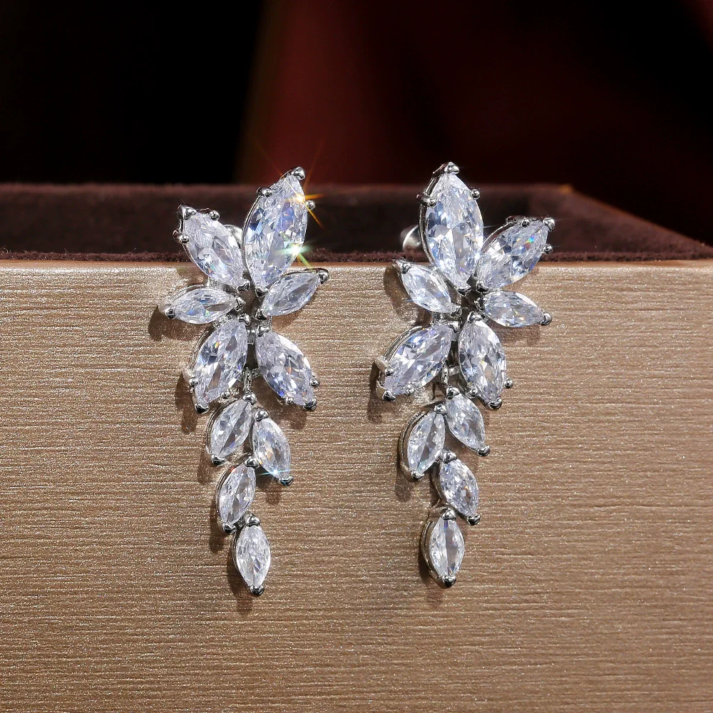 Wholesale Women's Water Drop Zircon Earrings Copper Geometric Style - Image 4