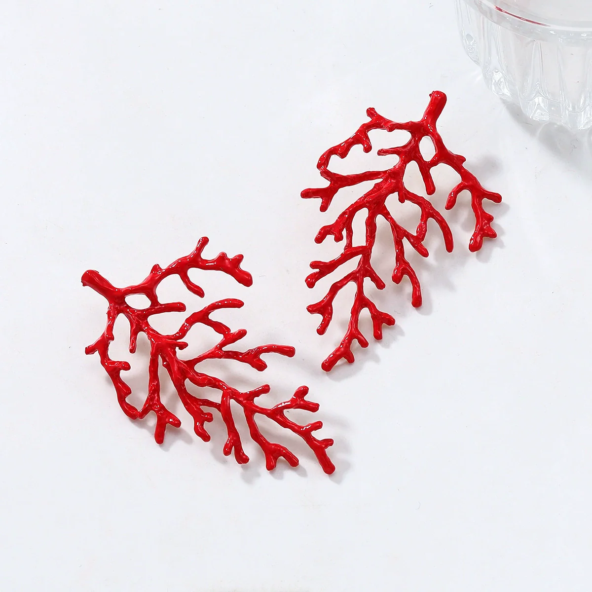 Wholesale Women's Zinc Alloy Geometric Pattern Fashion Retro Earrings With Electroplating - Image 3