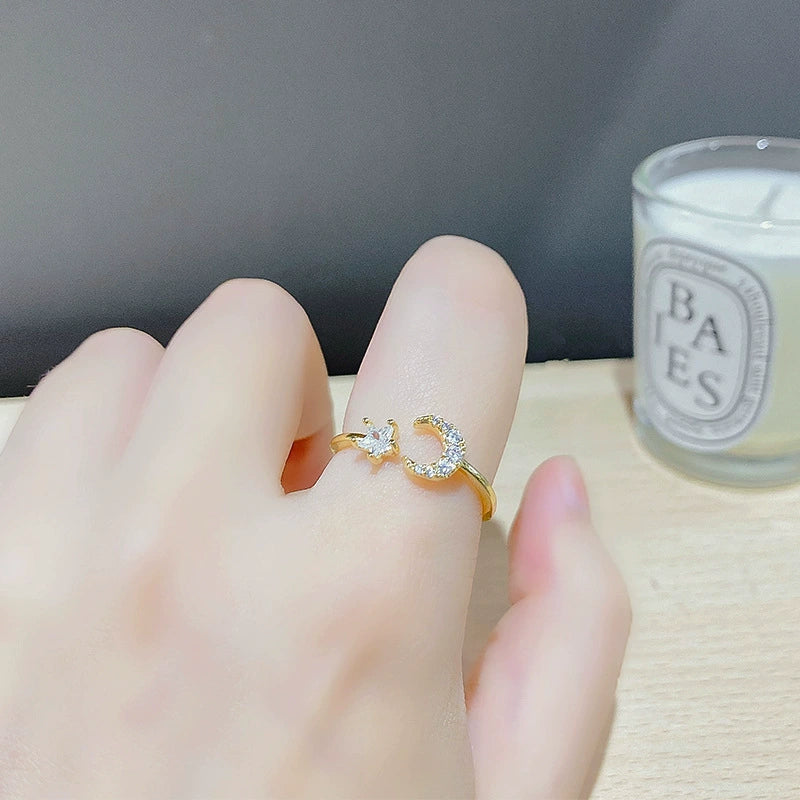 Wholesale Women's Zinc Alloy Star Open Finger Ring With Micropaved Zircon And Electroplating - Image 2