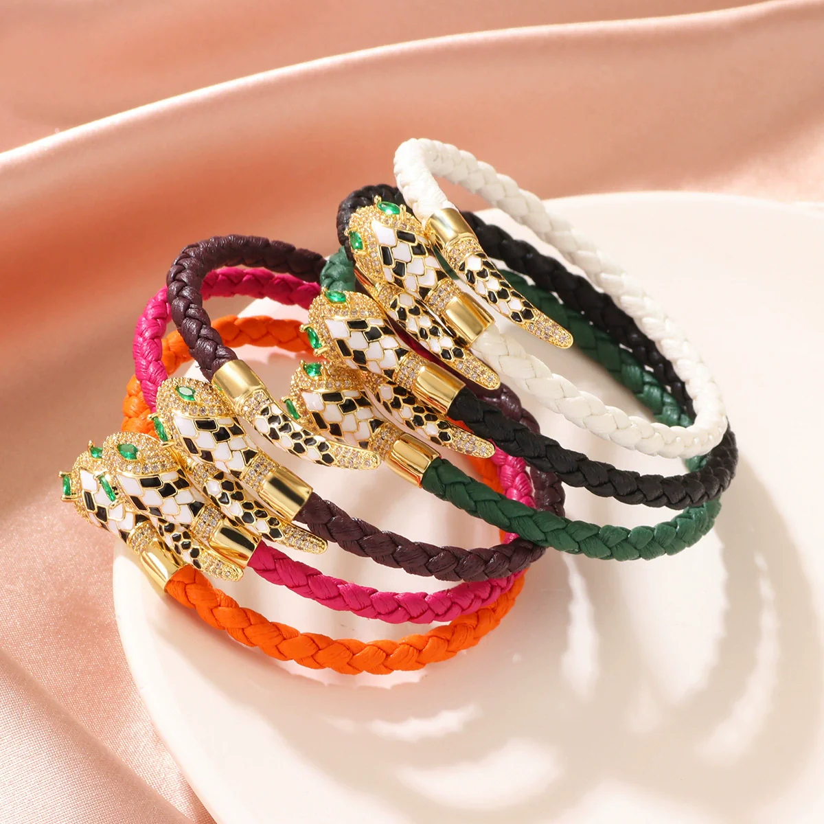 Wholesale Woven Open Bracelet Zinc Alloy Snakeshaped Vintage Rhinestone Snake Head Microinlay Animals Zodiac Style - Image 2